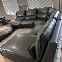 Free Delivery Leather Recliner Sectional Couch 