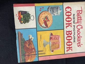 Vintage Betty Crocker’s new picture cookbook first edition