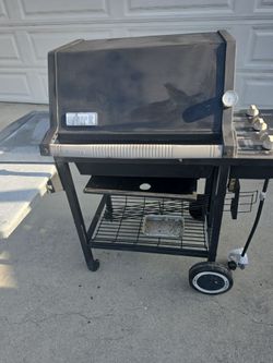 Weber BBQ works 450 extra table food Clean