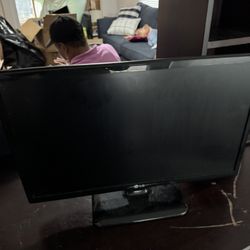 Small LG TV
