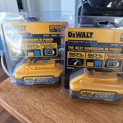 DEWALT DCBP520 20V MAX POWERSTACK 5AH BATTERY