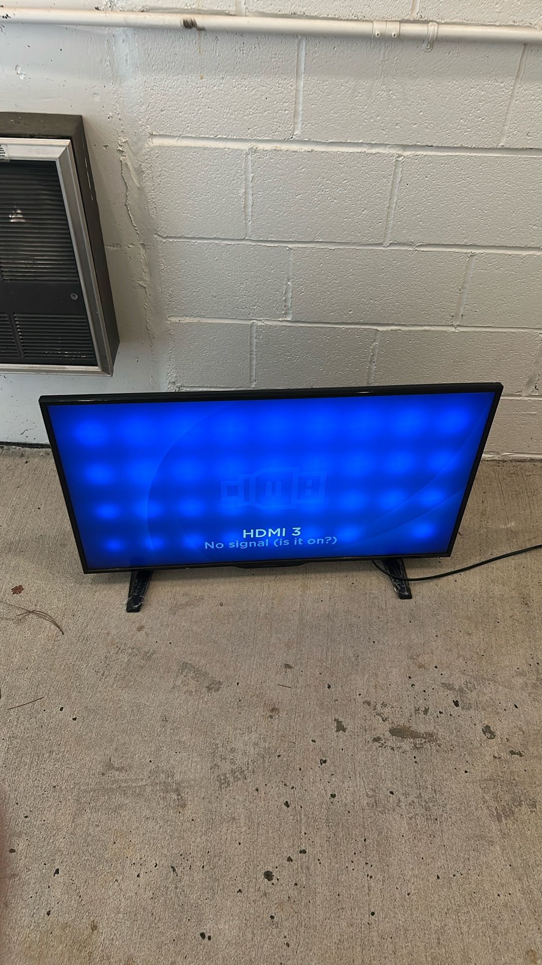 Insignia Tv 30-35 Inch