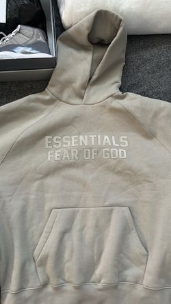 MEDIUM Essential Hoodie NEWKIE