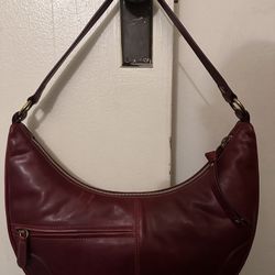 Frye CO Melissa Crescent Hobo color berry Lacquer
