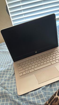 Hp pavilion 14 inch rose gold laptop