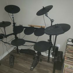 Simmons Electronic Drum Set