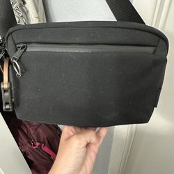 Sling Bag 