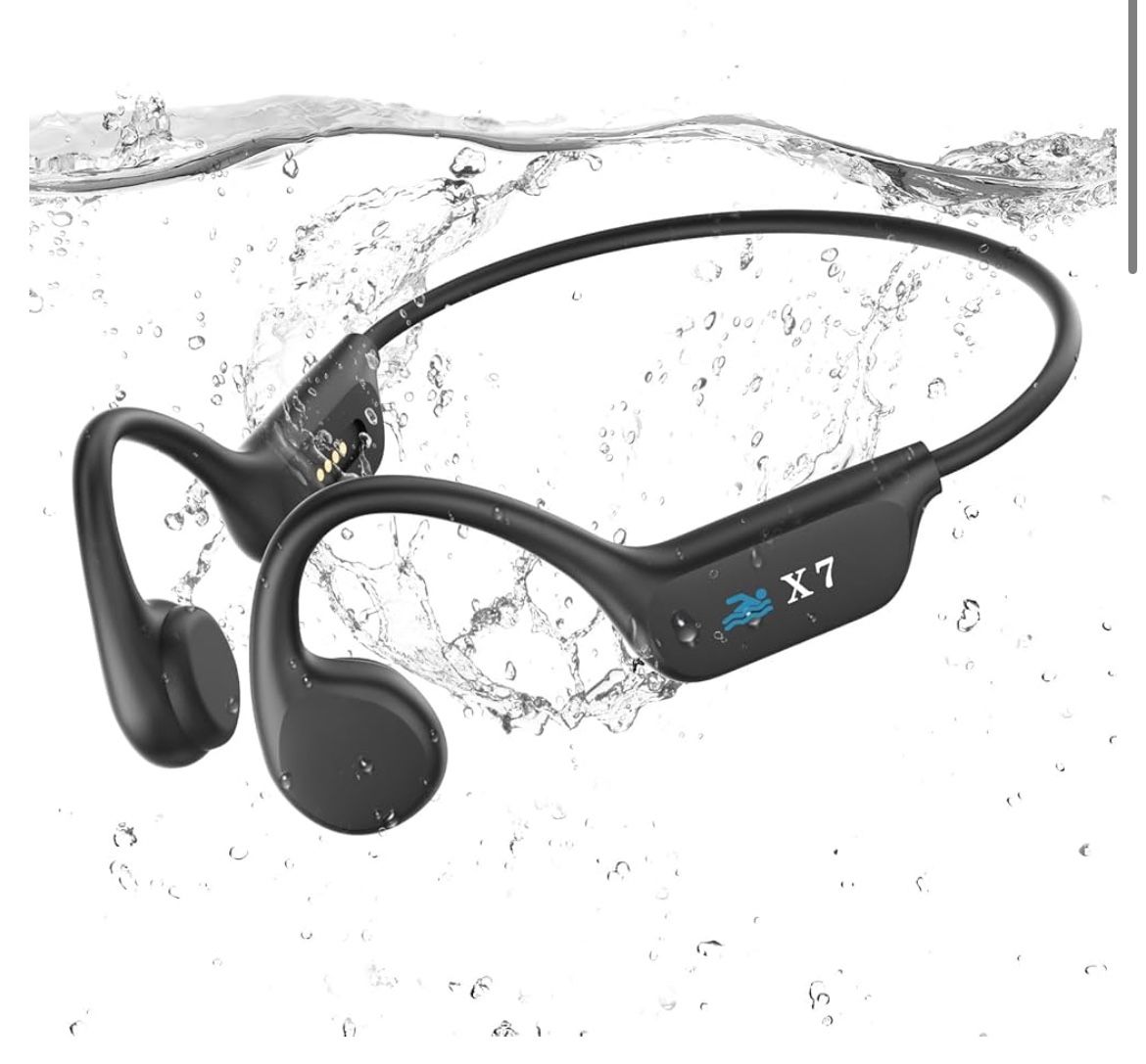 Swimming headphones