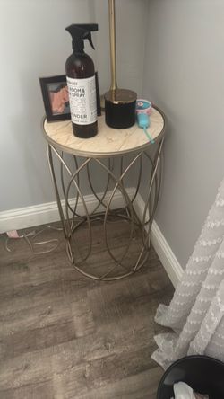 End table