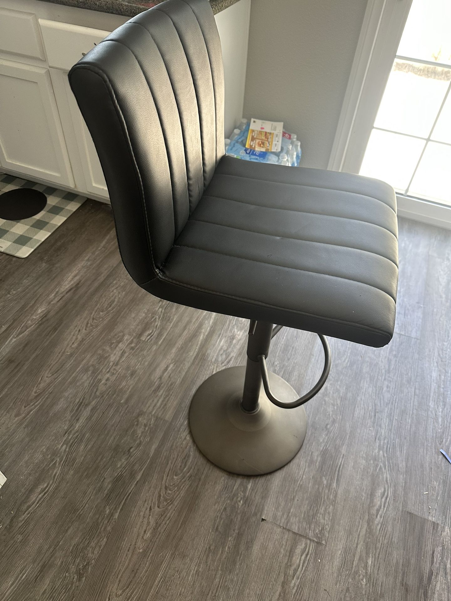 Black Bar Stools x4