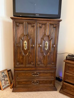 Thomasville King Bedroom Set
