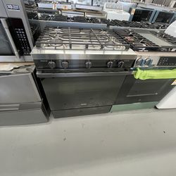 HAIER 30” Gas Stove Slide In