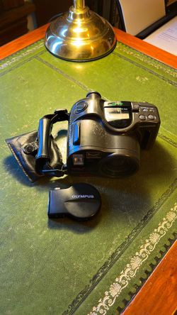 Olympus Infinity Superzoom 330 Camera