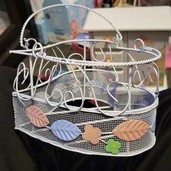 Heart Shaped Wire Basket