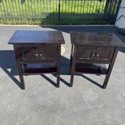 Amazing Pair Of Side Tables