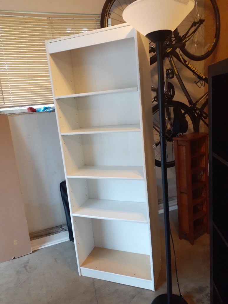 Bookcase 20