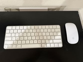 Apple Keyboard & Mouse
