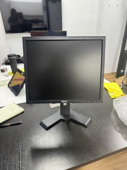 DELL 19” LCD MONITOR