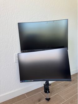 MSI Dual Setup With Desk Mount/Stand