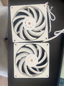 Thermalright 140mm White Case Fans