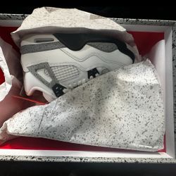 Jordan 4 White Cements 