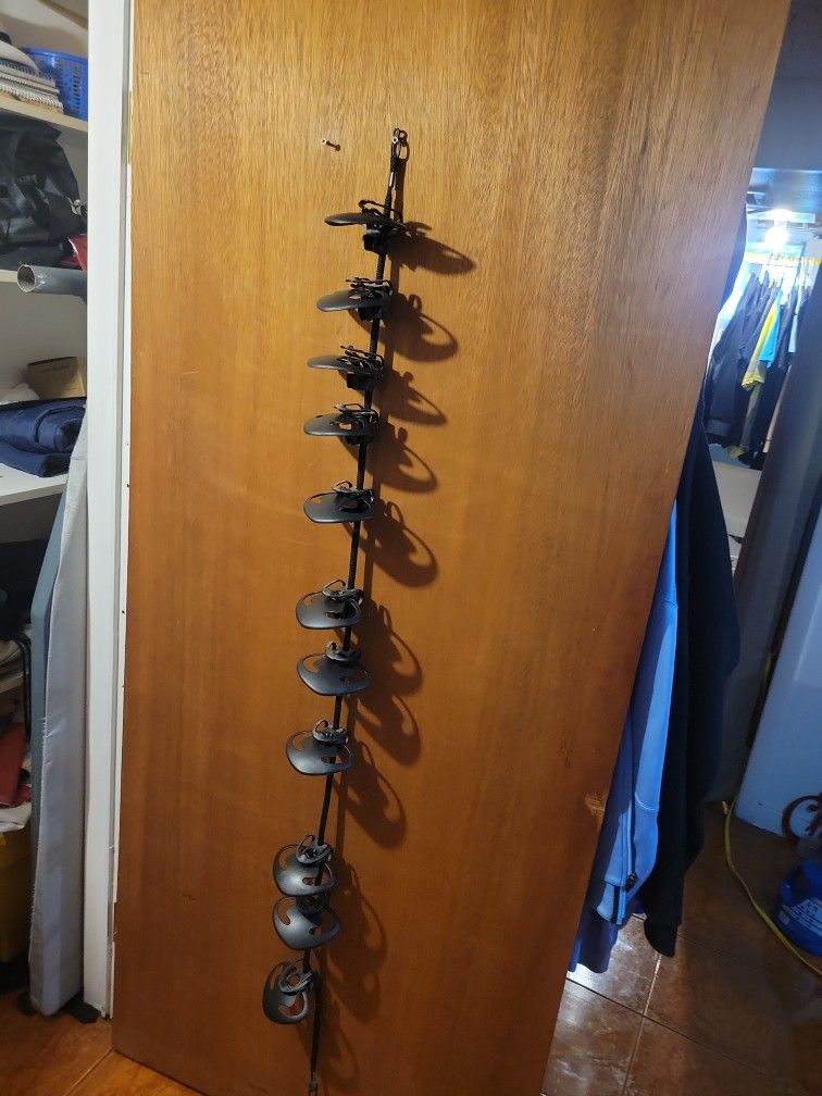 Hanging Hat Rack String With 11 Clips! Each Clip Holds 2 Hats! Total Of 22 Hats