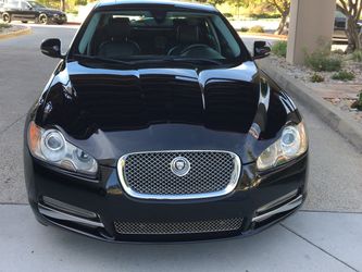 2011 Jaguar XF Premium - low miles