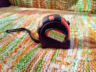 25' Retractable Tape Measure