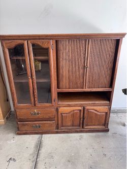 TV cabinet