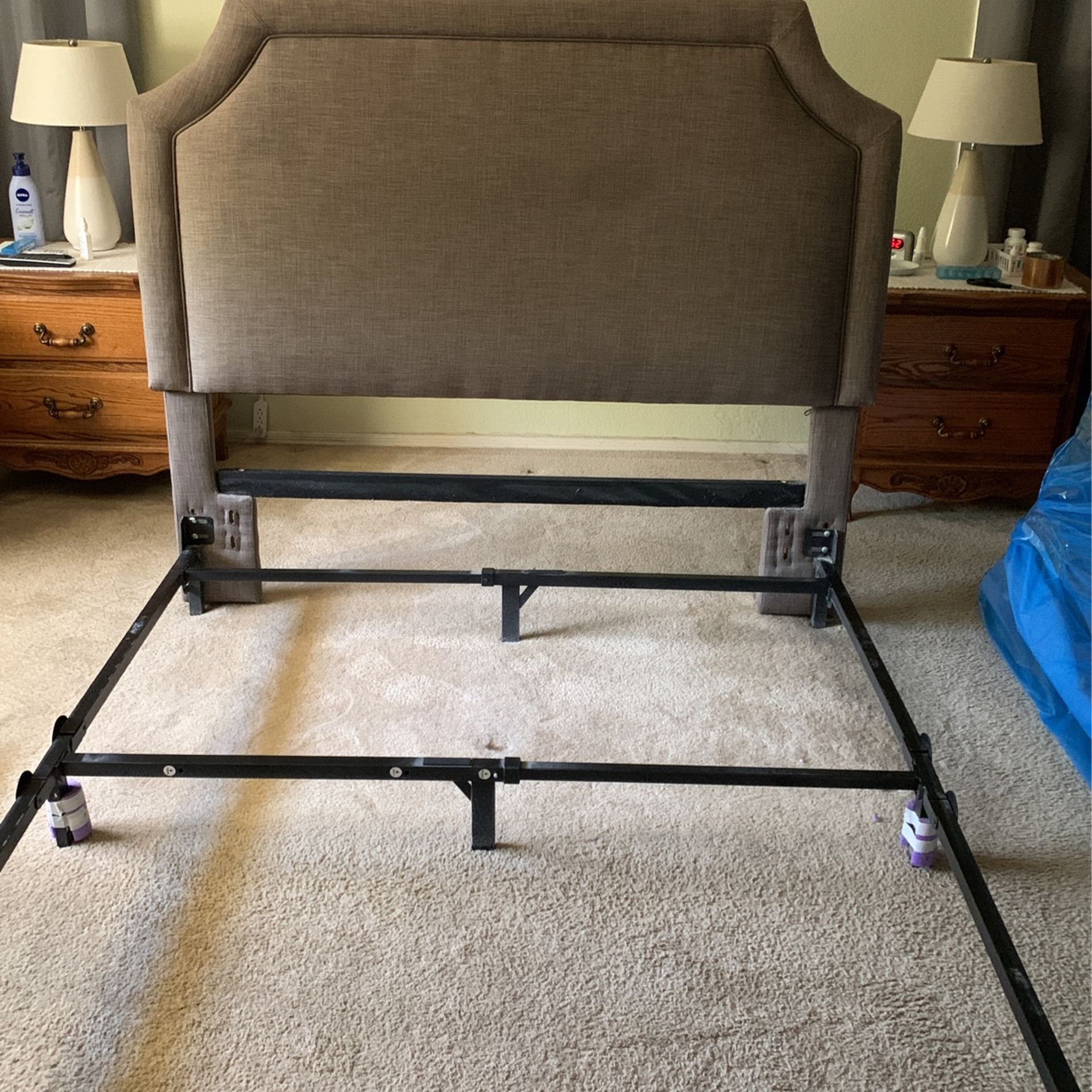 Queen Headboard And Frame for Sale in Peoria, AZ OfferUp