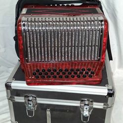 Beautiful Alacran Polverini Collection Accordion AL3112 Red with Hard Case FBE
