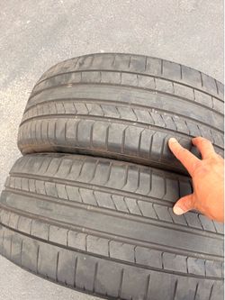 2 tires 245/45/17 Pirelli PZERO