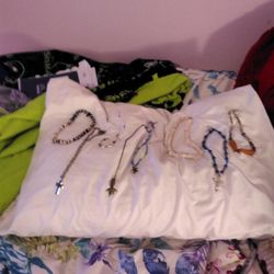 Bead Animals And Glass Bead Jewelry