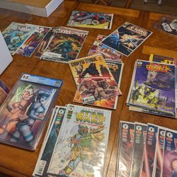 Star Wars Items And Comics