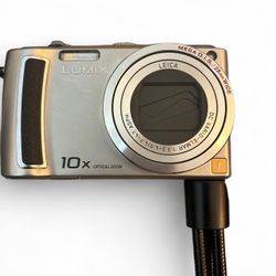 Silver and Grey Cameras-and-accessories(p497)