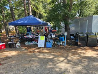 Having huge moving sale today 10 til 7 at 112 cooksey ave spartanburg