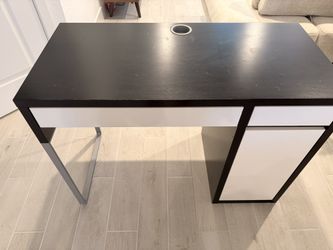 $15 desk - regular price $99