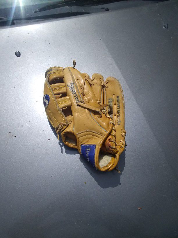 Spalding Softball Glove