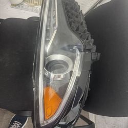 Headlights Right 2021 Alpha Romeo Stevio 