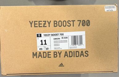 Yeezy Boost 700