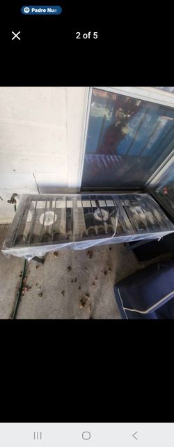 New 3 gas burner stove