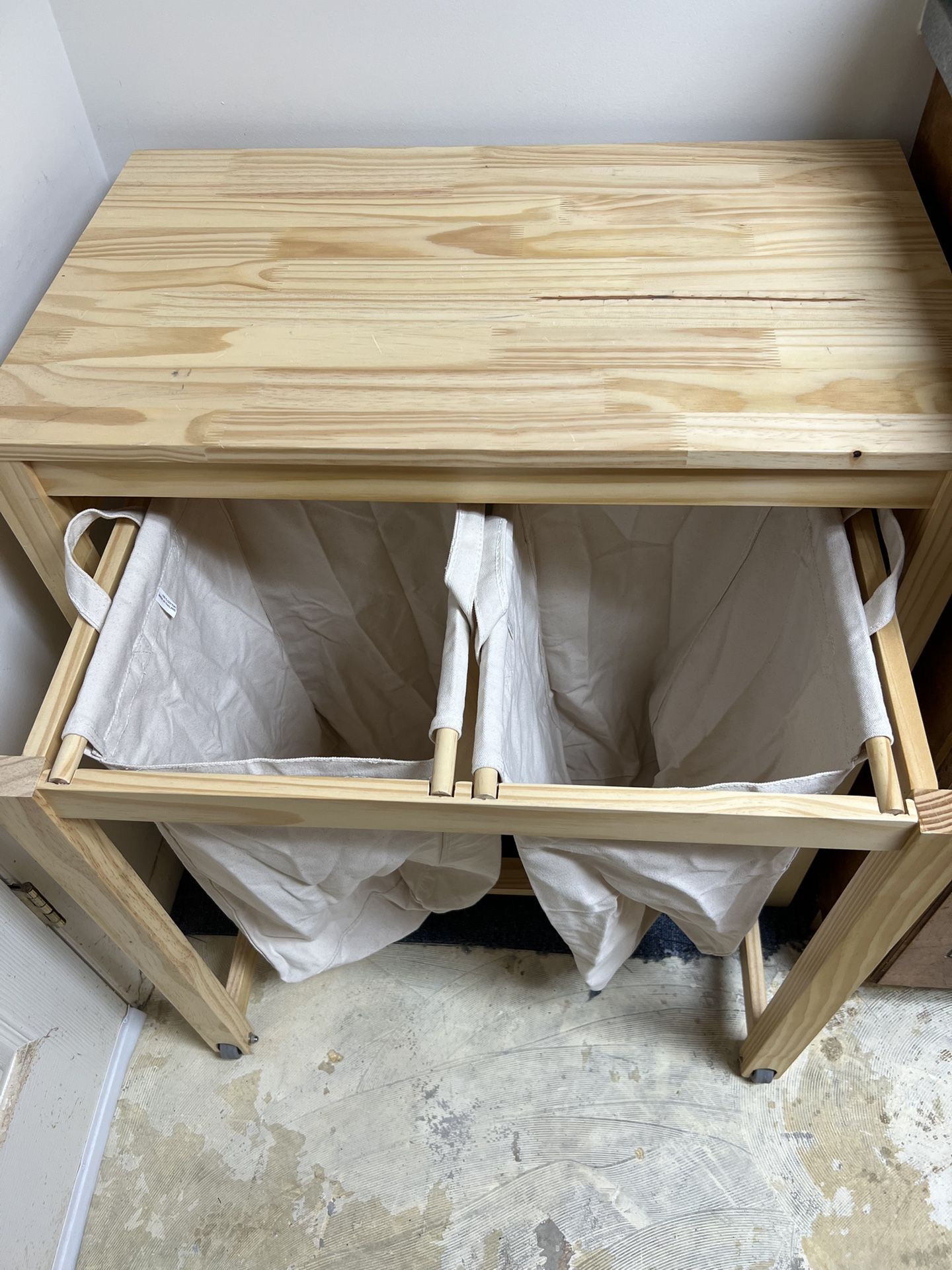 Laundry Table And Hamper