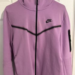 Pink Nike Tech 