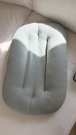 Snuggle me Infant Lounger