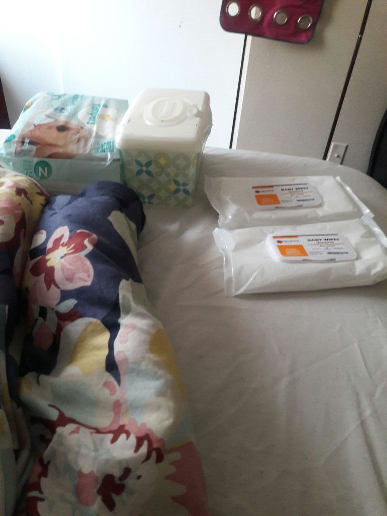 Newborn pampers and wipes