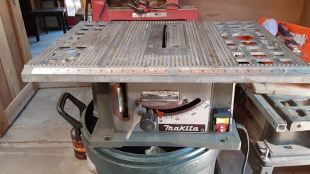 Makita 2708 for sales sale