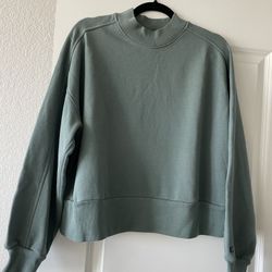 Everlane Sweatshirt 