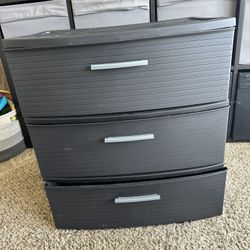 Sterilite Three Drawer Storage 