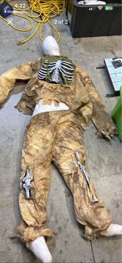 6 ft Halloween Mannequin
