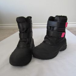 New Girls Kids Youth 2 Black/Pink Snow Boots 